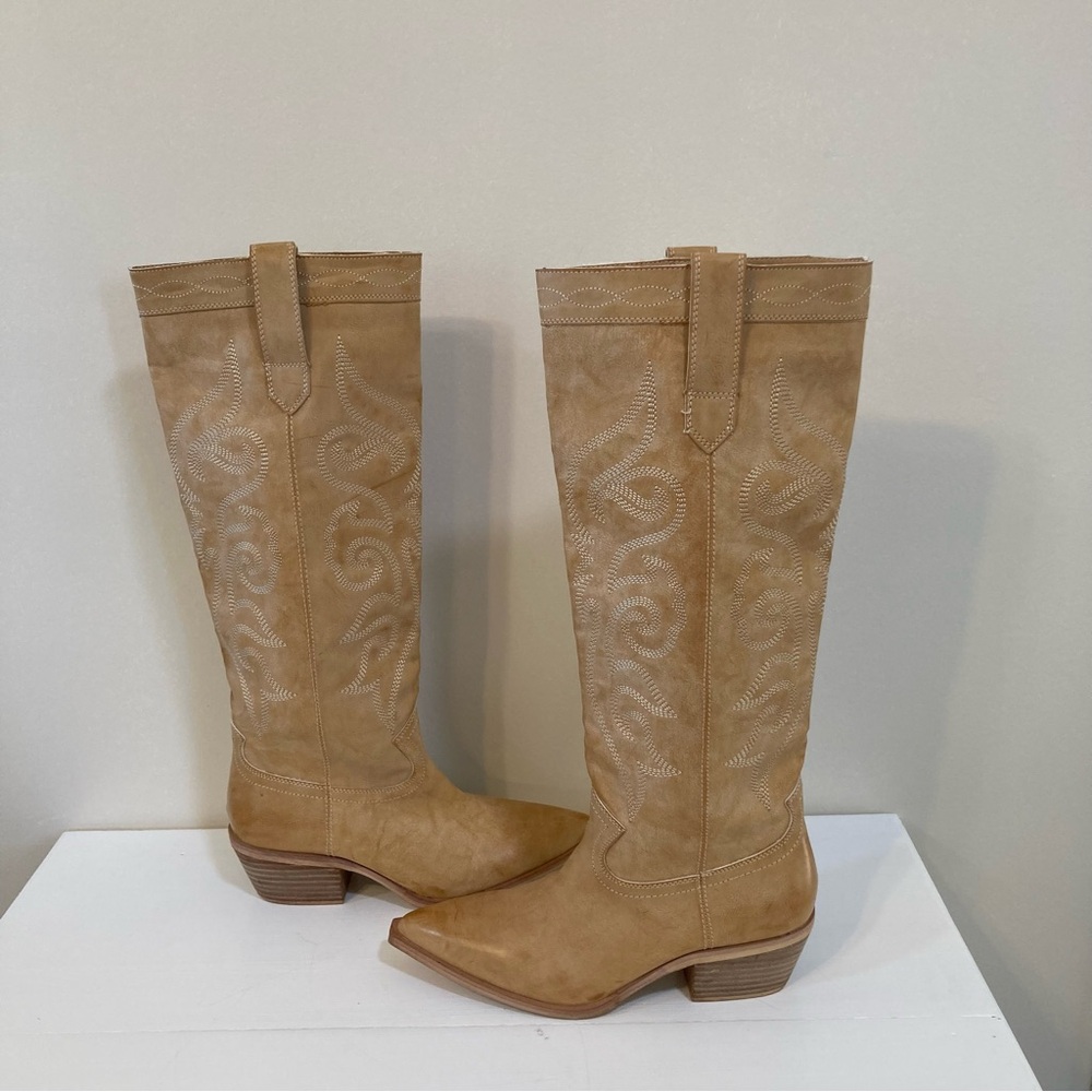 Shushop Camel Embroidered Heeled Boots - image 6